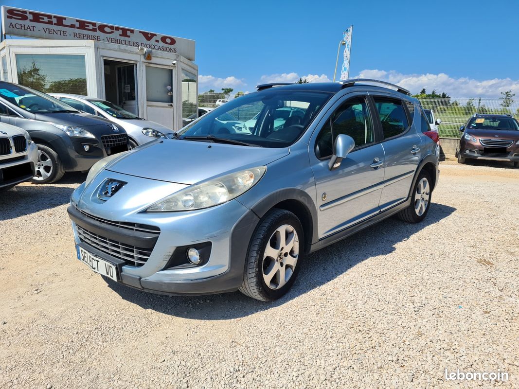 PEUGEOT 207 SW BUSINESS 1.6 HDi 90ch BLUE LION Business Pack (image 1)