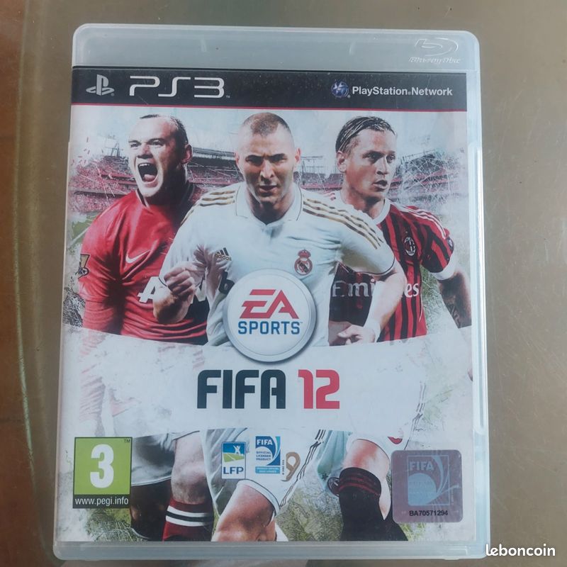 PACK PS3 320GO NOIRE + FIFA 12 - Jeux vidéo
