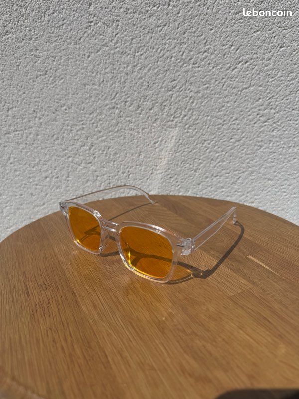 Lunettes à transparentes carrées – Verres jaunes tendance