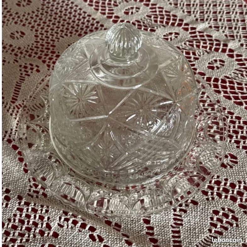 Cloche à fromage (image 1)