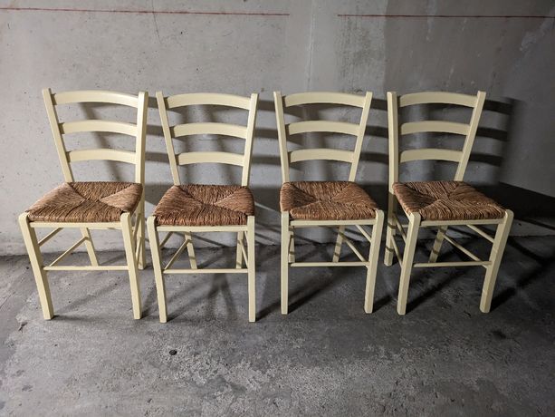 Lot de plus de 40 chaises bois naturel 'appuis sur table' occasion
