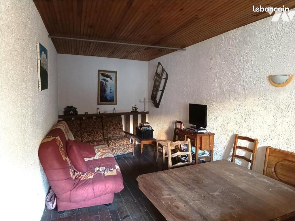 Appartement 2 pièces 38 m² · à Seyne · 38 m² · 44 000 €