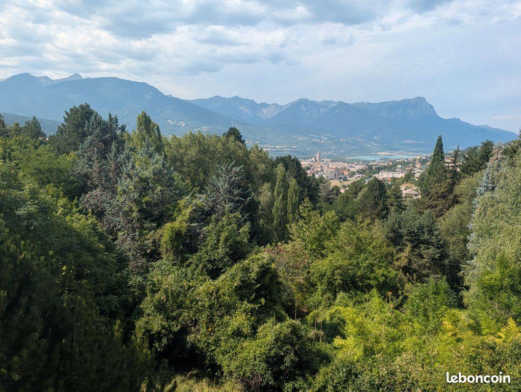 Appartement 2 pièces 38 m² · à Embrun · 38 m² · 95 000 €