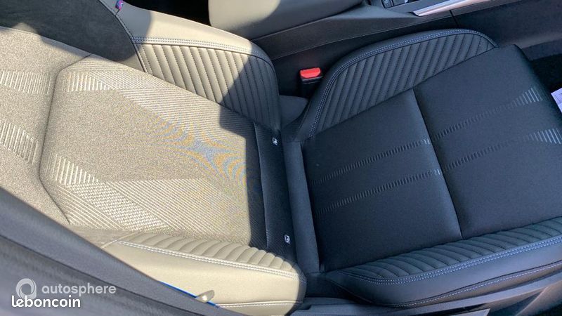 Renault Clio 1.8 E-Tech 160ch full hybrid esprit Alpine (image 15)