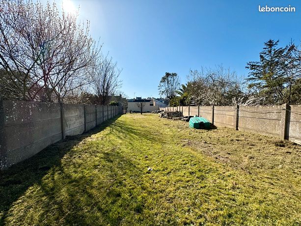 Terrain 366 m² LOCMIQUELIC
