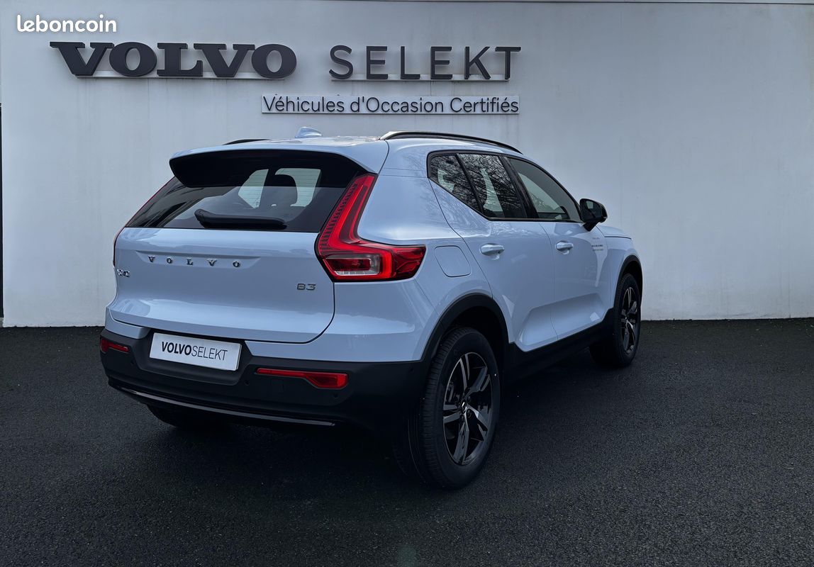 VOLVO XC40 B3 163 ch DCT7 Plus (image 3)