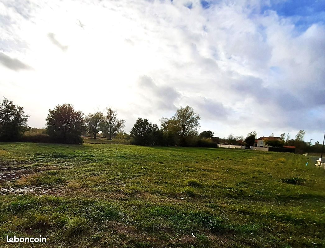 Terrain 583 m² · à Revel · 583 m² · 49 000 €