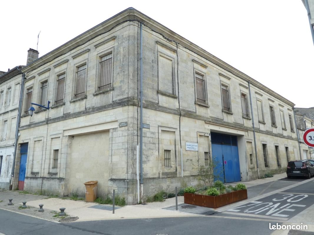Parking 12 m² · à Libourne · 12 m² · 62 €