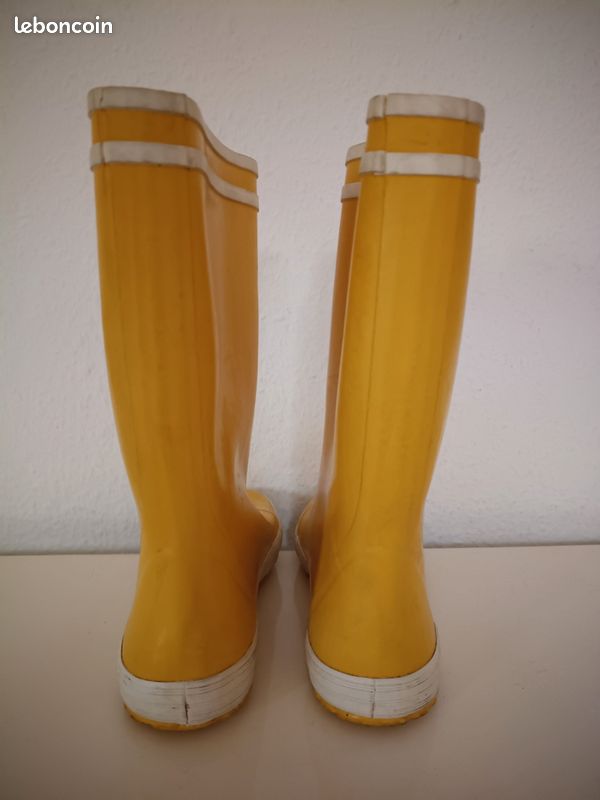Bottes En Caoutchouc Jaune Pour Poupée 38-45 Cm – Fermeture Velcro, Accessoire Mode Pluie, Marque Heless