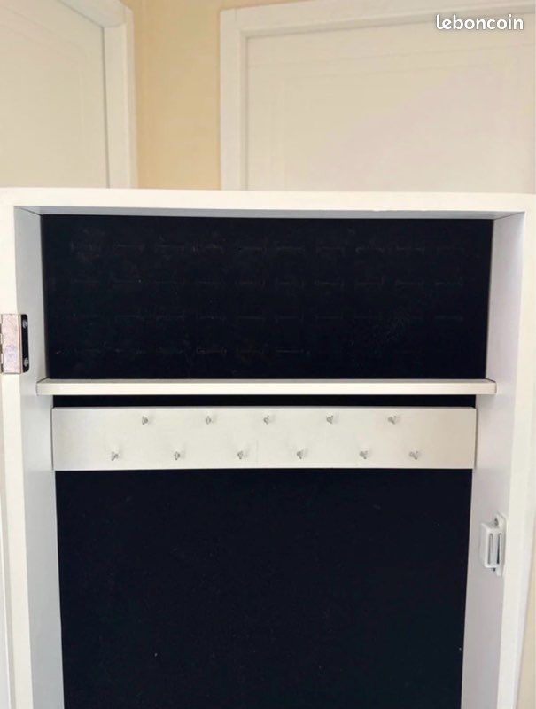 Miroir lumineux et armoire a bijoux (image 10)