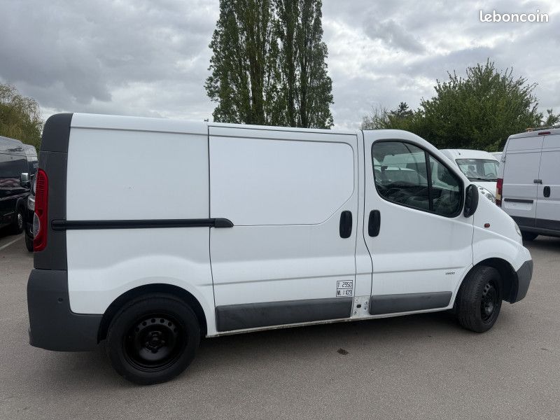 Opel VIVARO FG F2900 L1H1 2.0 CDTI 115 (image 4)