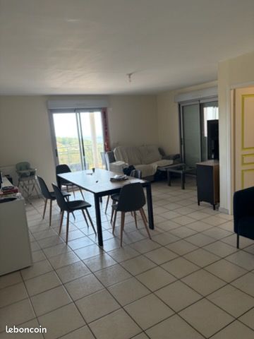 Appartement 4 pièces 120 m² · à Saint-Martin-en-Haut · 120 m² · 870 €/mois