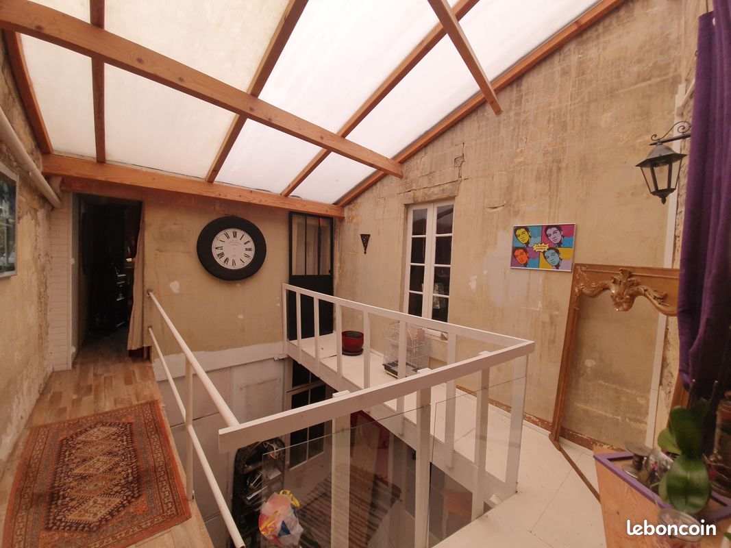 Maison 8 pièces 200 m² - Jarnac 16200 (image principale 3)