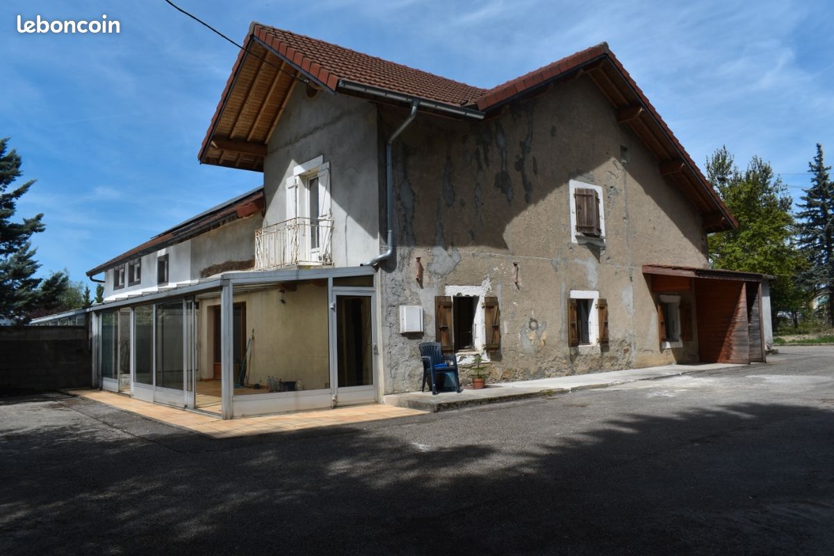 Maison 5 pièces 195 m² · à Vétraz-Monthoux · 195 m² · 420 000 €