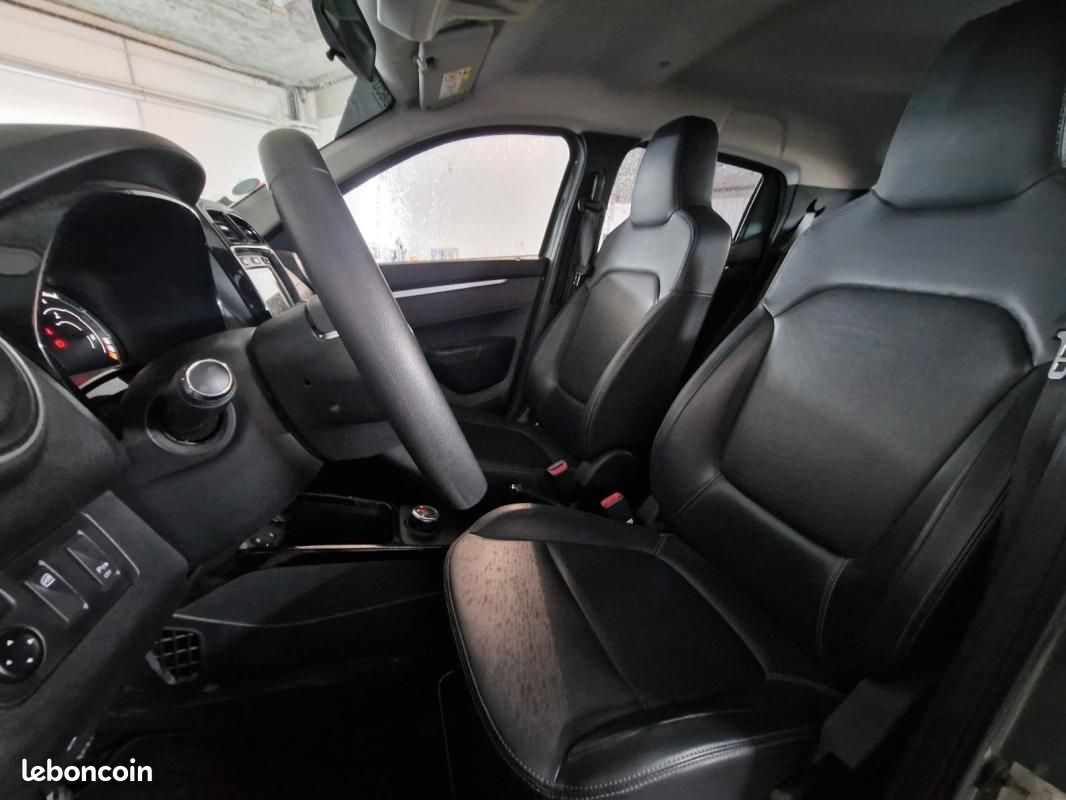 Dacia Spring Expression (image 8)