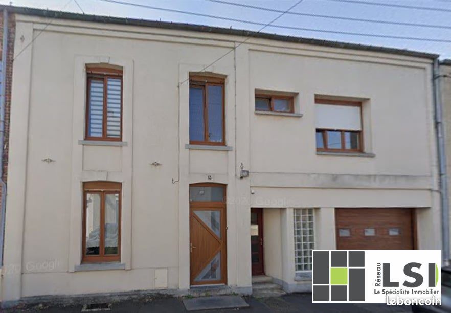 Maison 10 pièces 195 m² · à Louvroil · 195 m² · 179 000 €