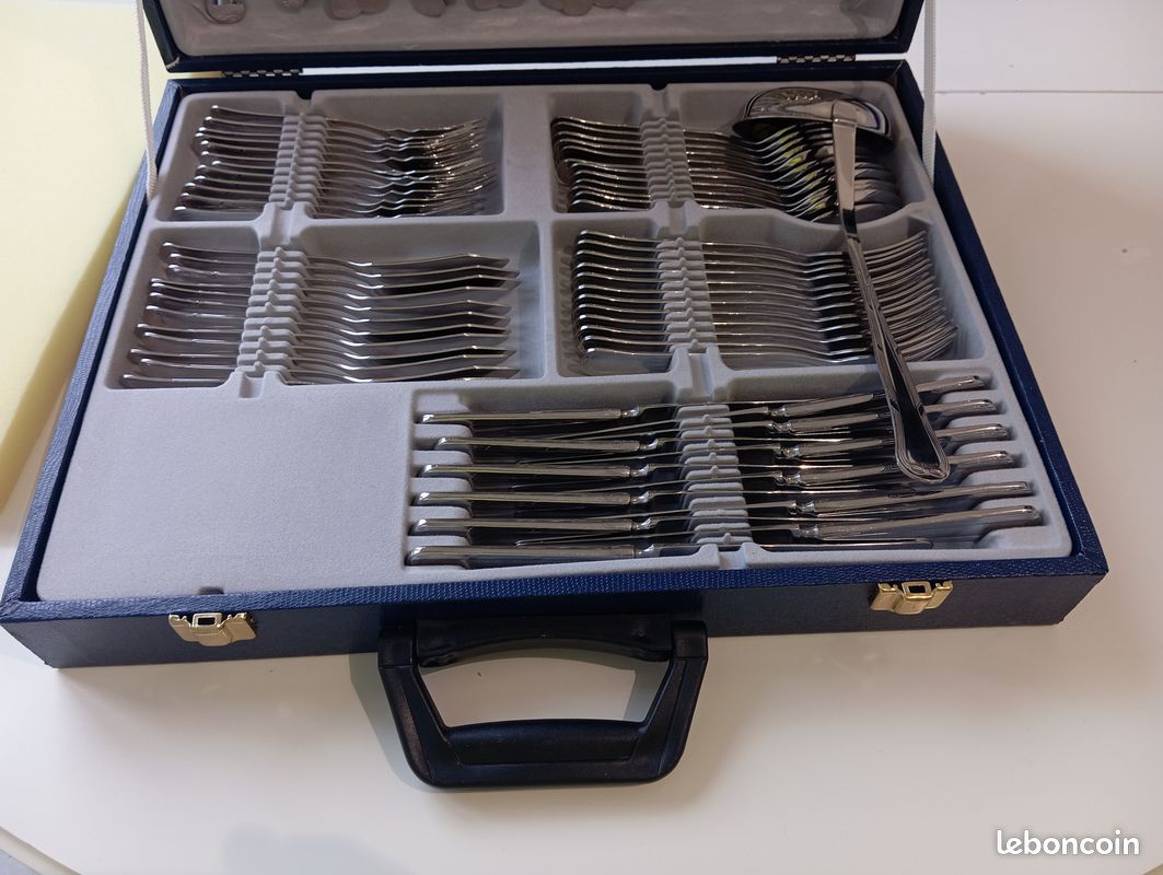 Ménagère inox dans son coffret (image 2)