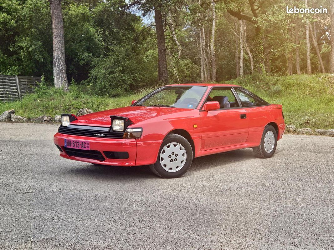 Toyota Celica GT-Four ST165 1988 – État exceptionnel – 84 120 km (image 1)
