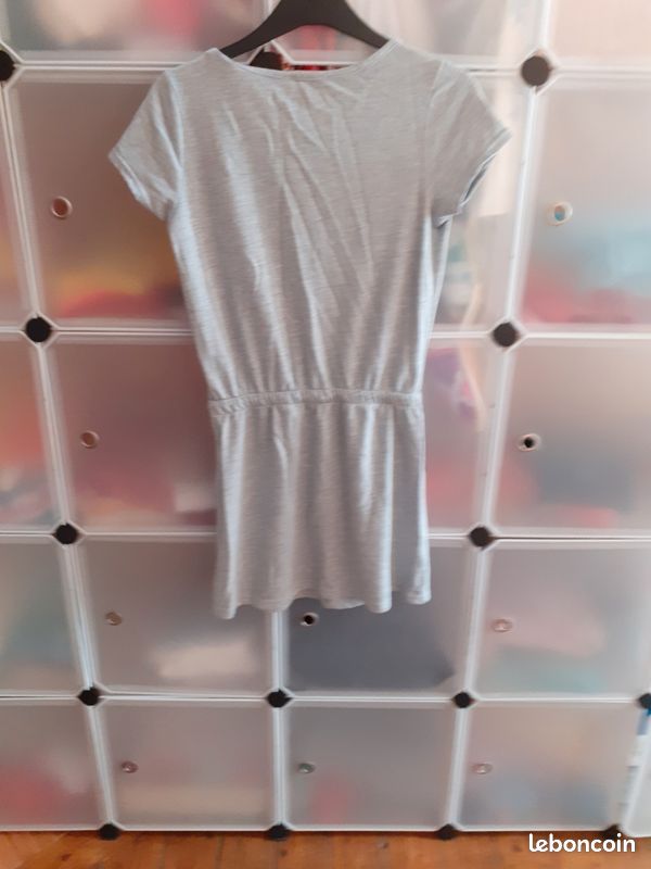Robe (image 2)