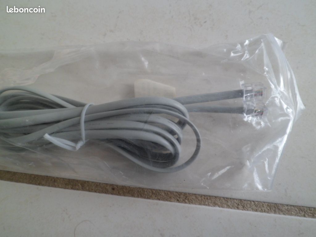Prise + cable téléphone (image 8)