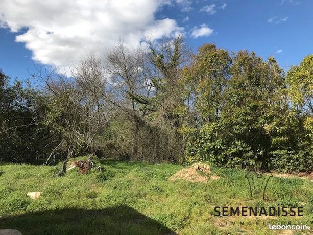 Terrain 642 m² Rieux