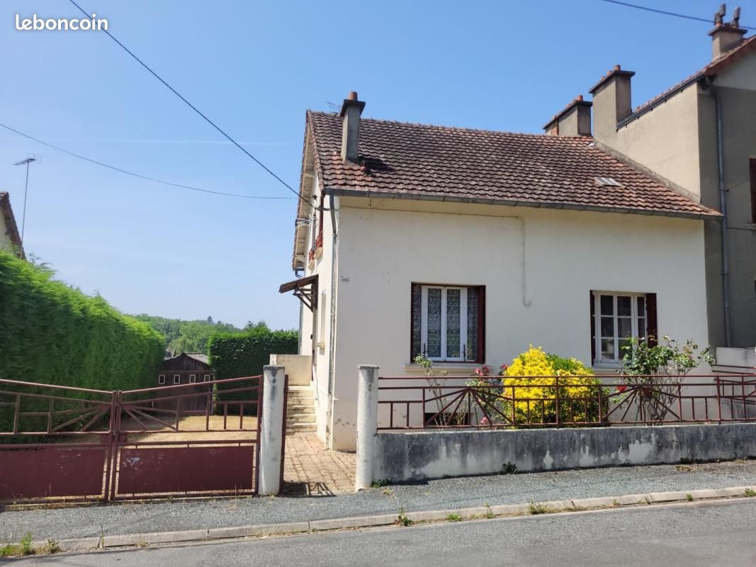 Maison 7 pièces 109 m² · à Boussac · 109 m² · 62 000 €