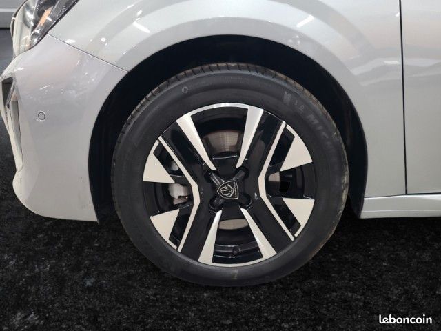 Peugeot 208 Hybrid 100 e-DCS6 Allure 5P (image 14)