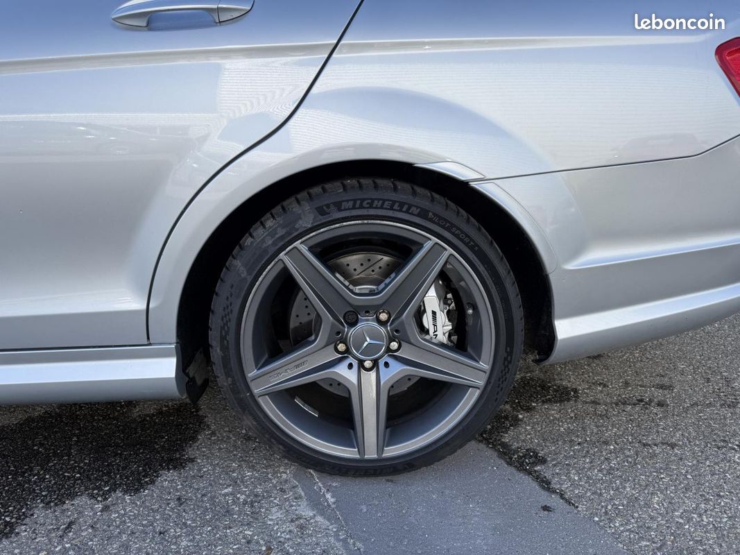 MERCEDES CLASSE C 63 AMG - Break - BVA (image 12)