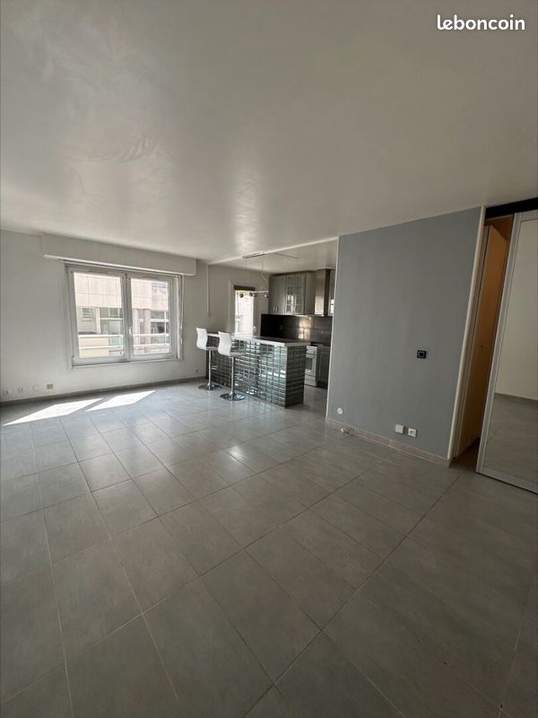 Appartement 2 pièces 54 m² · à Sèvres · 54 m² · 1 310 €