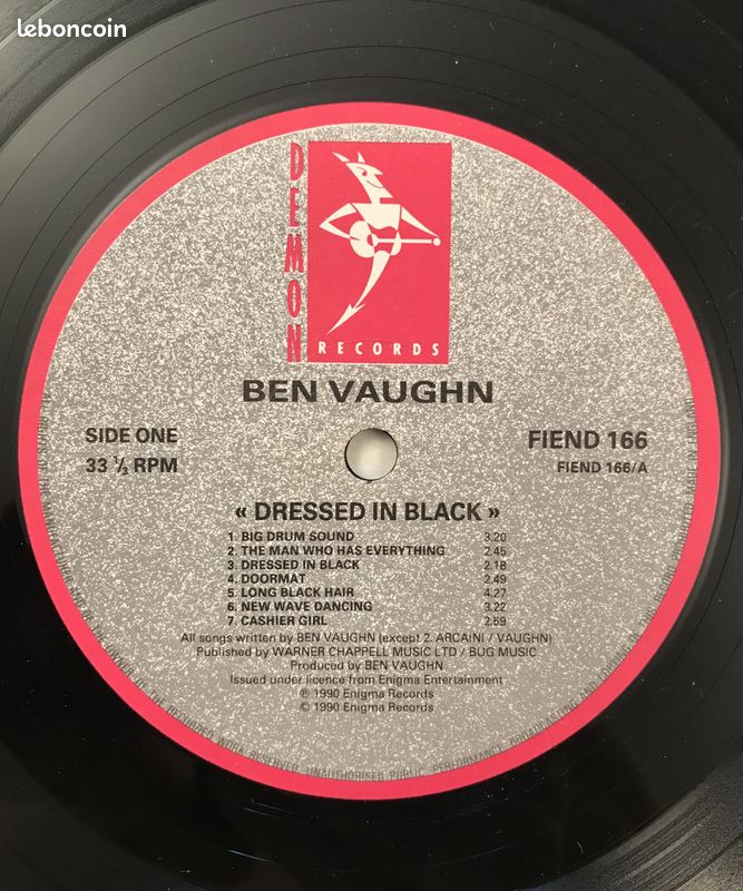 Album vinyle rock de Ben VAUGHN : "Dressed in black" - Pressage original UK  1990 - CD - Musique