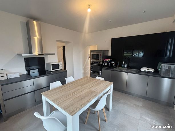 Maison 8 pièces 150 m²