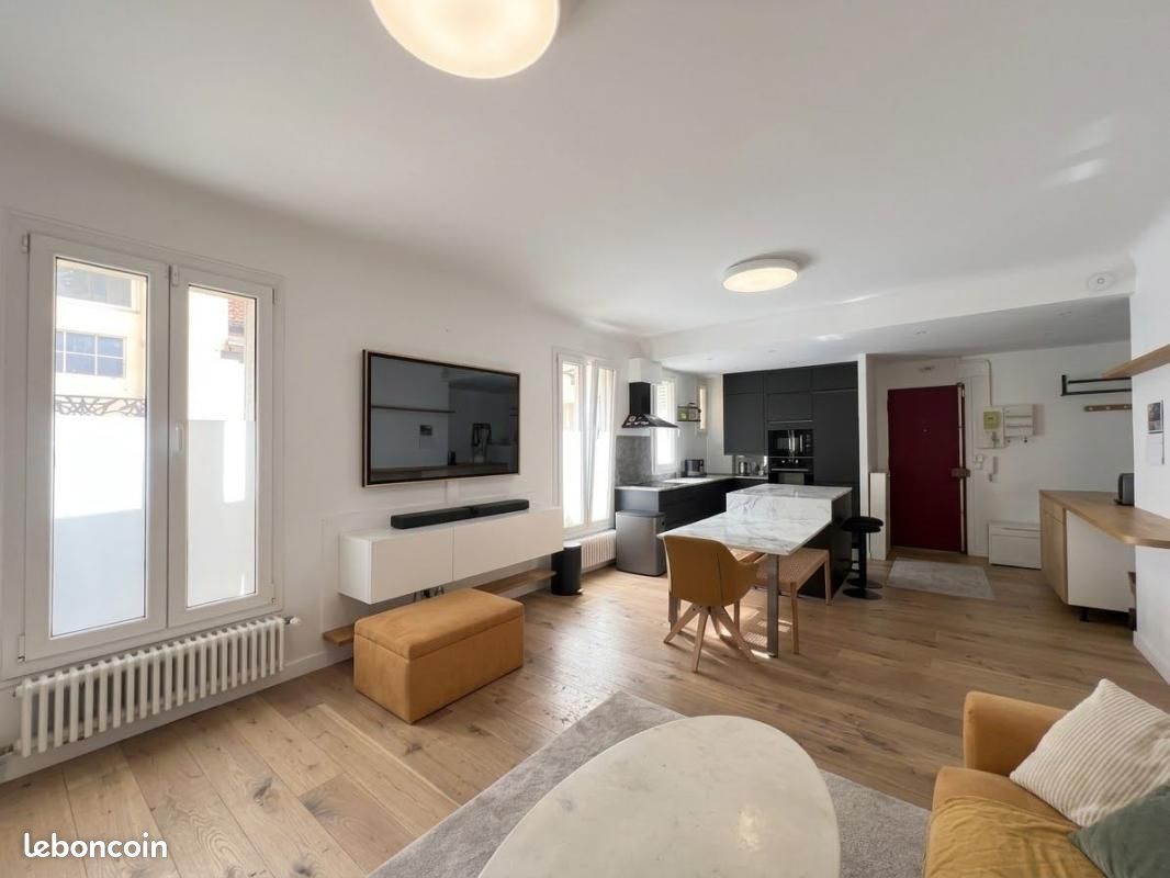 Appartement 3 pièces 81 m² · à Montrouge · 81 m² · 2 700 €/mois