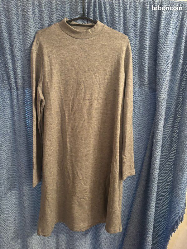 Robe unicolore shein grise taille 38 Vêtements