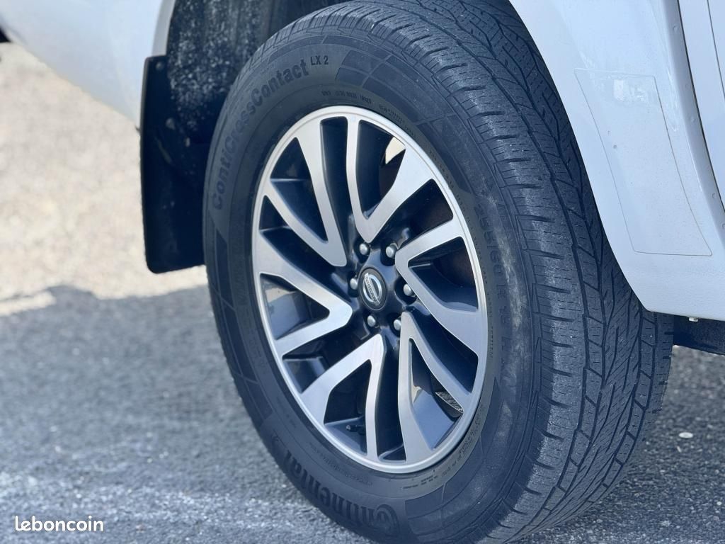 NISSAN NP300 NAVARA 2.3 dCi 190ch BVA DOUBLE CABINE Tekna (image 23)