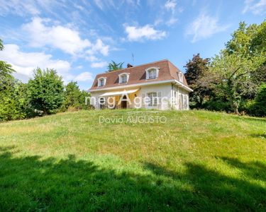 Maison 875 000 € - 180 m²