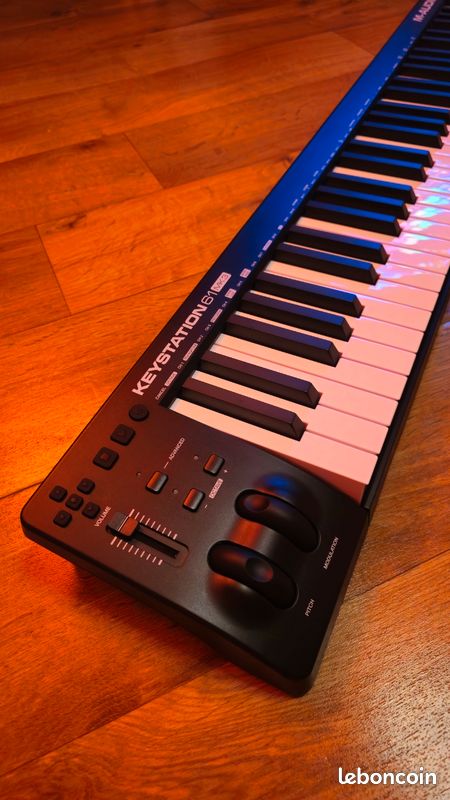Clavier Midi M Audio Keystation 61 (image 1)