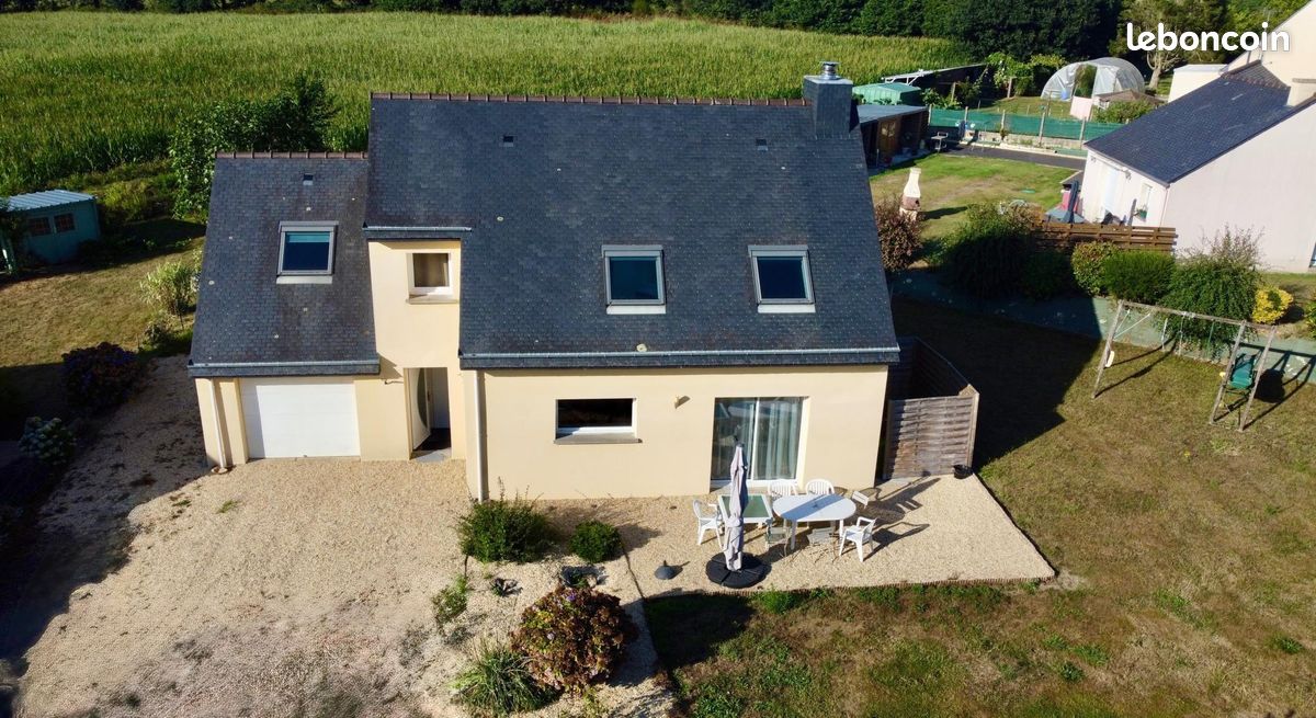 Maison 6 pièces 135 m² · à Lanvellec · 135 m² · 238 000 €