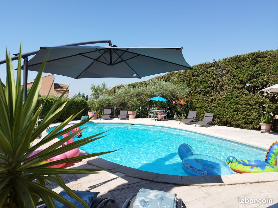 Appartement 7 pièces 235 m² à Beaucaire