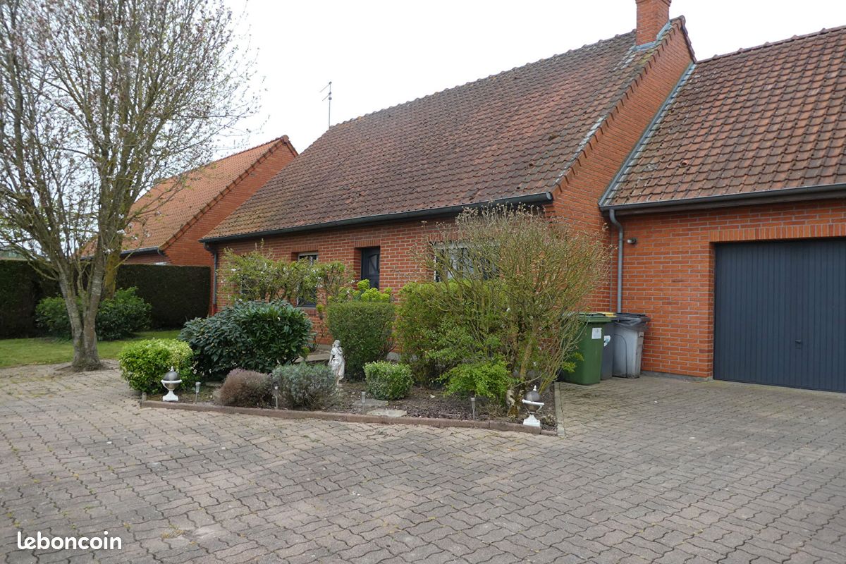 Maison 4 pièces 140 m² · à Labeuvrière · 140 m² · 995 €/mois