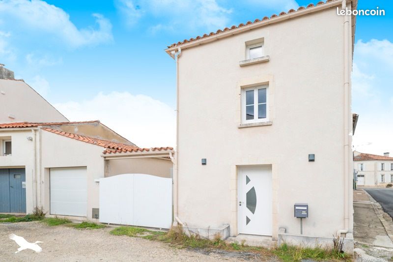 Maison 4 pièces 88 m² · à Pisany · 88 m² · 240 000 €