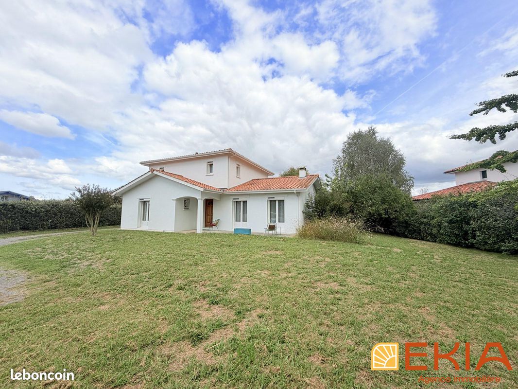 Maison 5 pièces 162 m² · à Saint-Martin-de-Hinx · 162 m² · 460 000 €