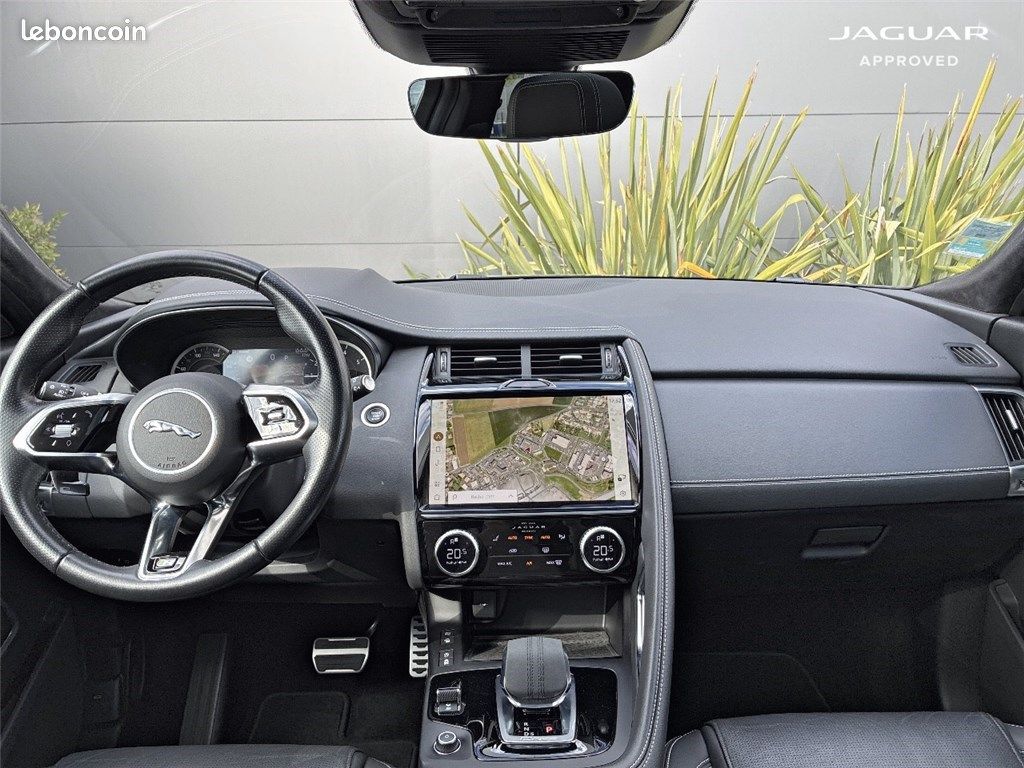Jaguar E-PACE P300E CH PHEV AWD BVA R-Dynamic SE (image 4)