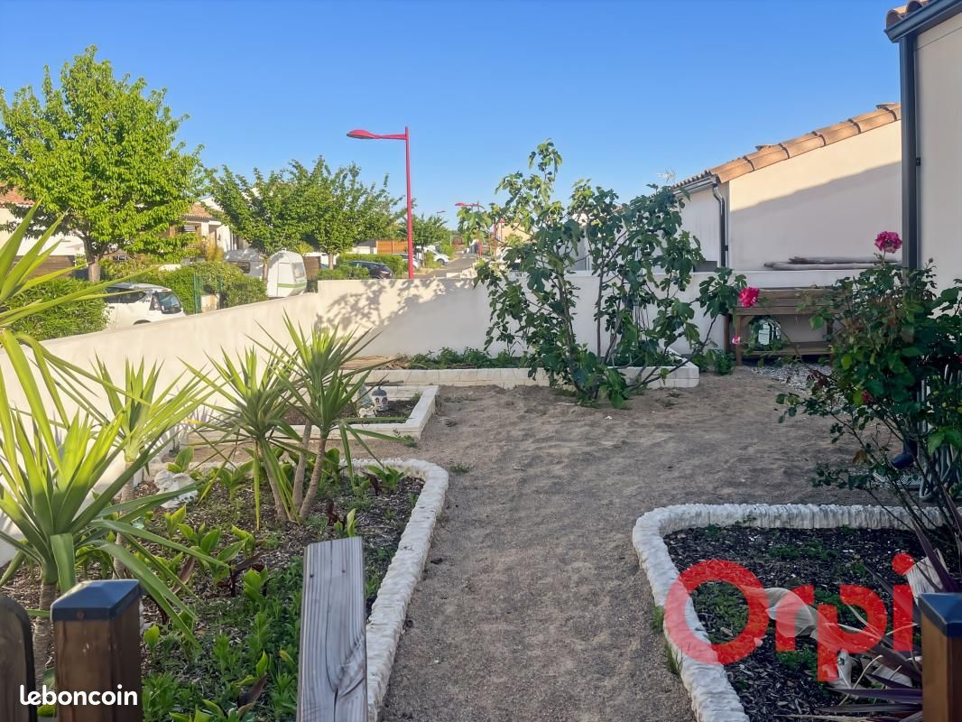 Maison 6 pièces 121 m² · à Saint-Thibéry · 121 m² · 340 000 €