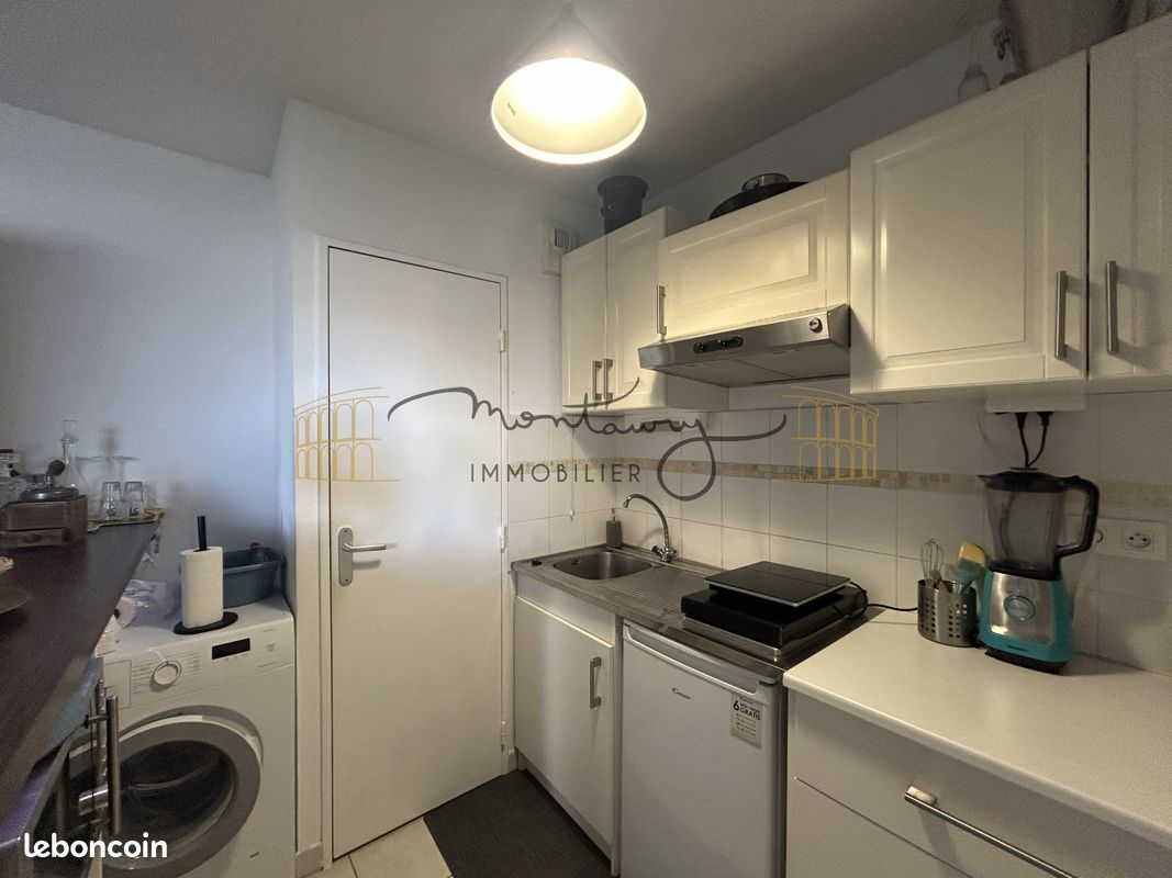 Appartement 1 pièce 27 m² · à Nîmes · 27 m² · 535 €