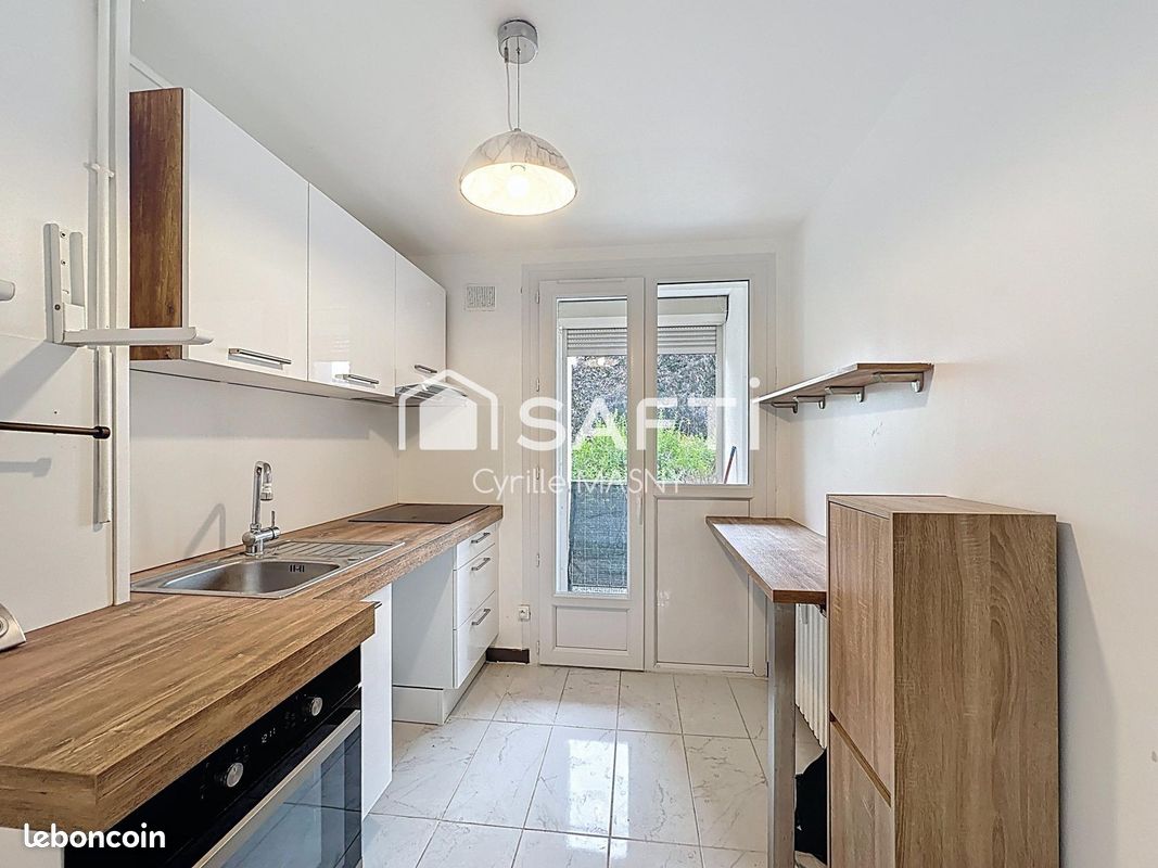 Appartement 4 pièces 69 m² · à Reims · 69 m² · 136 000 €