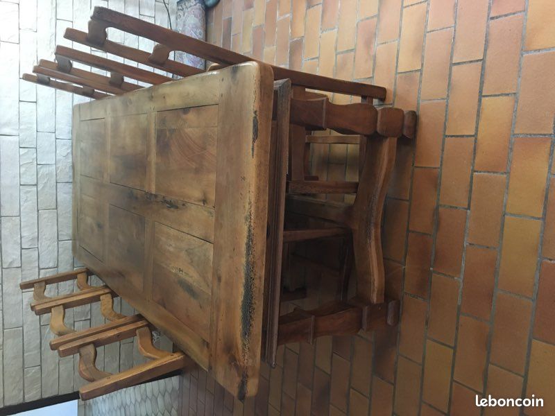 Table chaises noyer ( valeur 3200 euros ) (image 4)