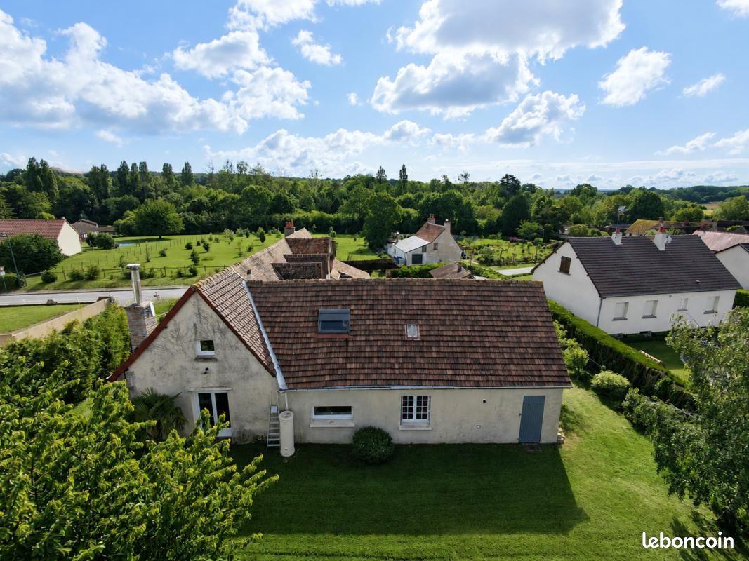 Maison 7 pièces 230 m² · à Fyé · 230 m² · 299 000 €
