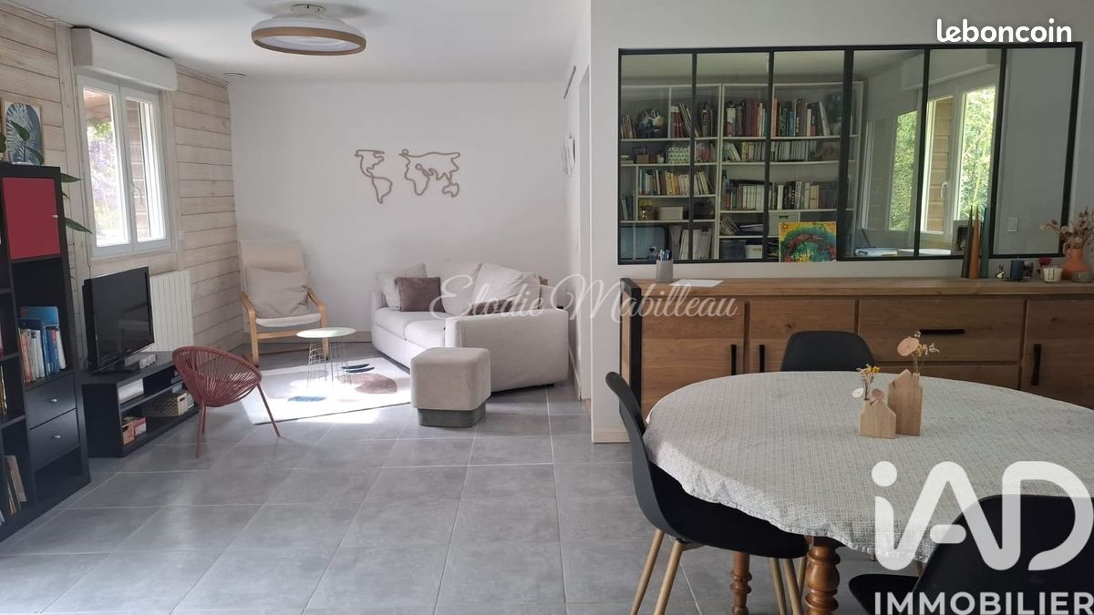 Maison 6 pièces 120 m² · à Briollay · 120 m² · 315 000 €