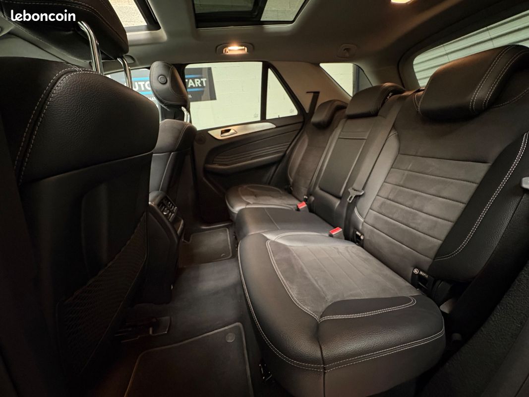 Mercedes ML 250 CDI 7G-DCT / ENTRETIEN MERCEDES / TOIT OUVRANT PANO / ATTELAGE / SIEGES AV ELEC & CHAUFFANTS (image 28)