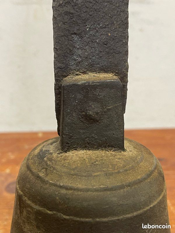Ancienne Cloche De Vache En Bronze – Vintage Des Années 1920 – Son Authentique
